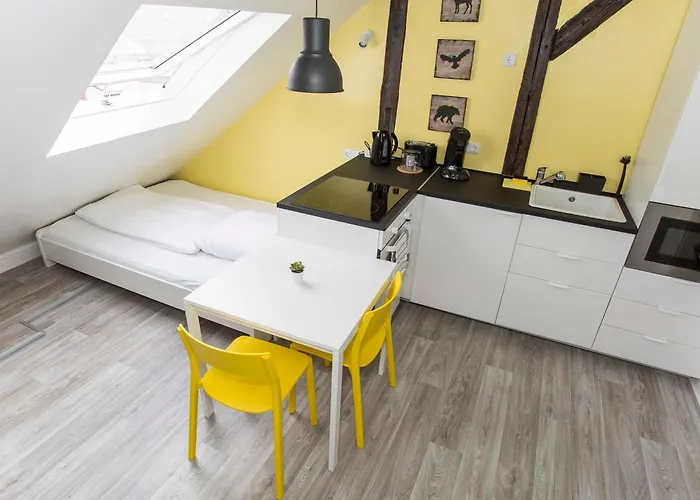 Zentral Gelegene Monteur-Dg-Wohnung