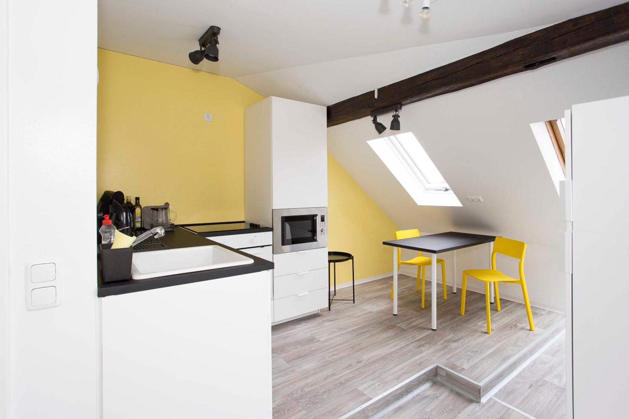 Zentral Gelegene Monteur-dg-wohnung